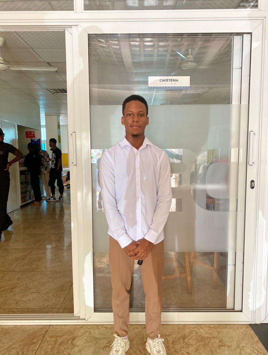 Elisee HOUETO - Profil